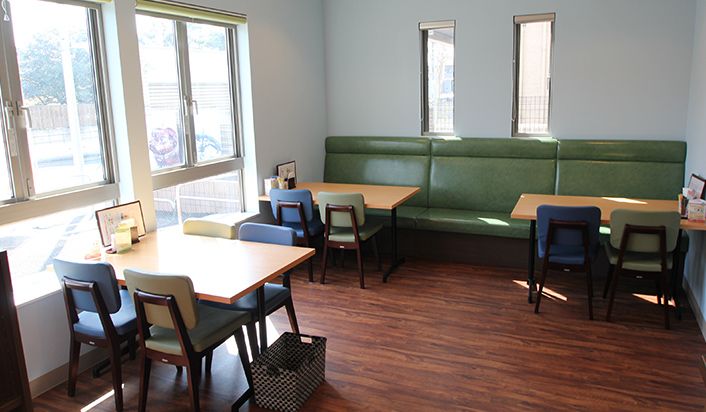 カフェ&ゲームバーことぶき